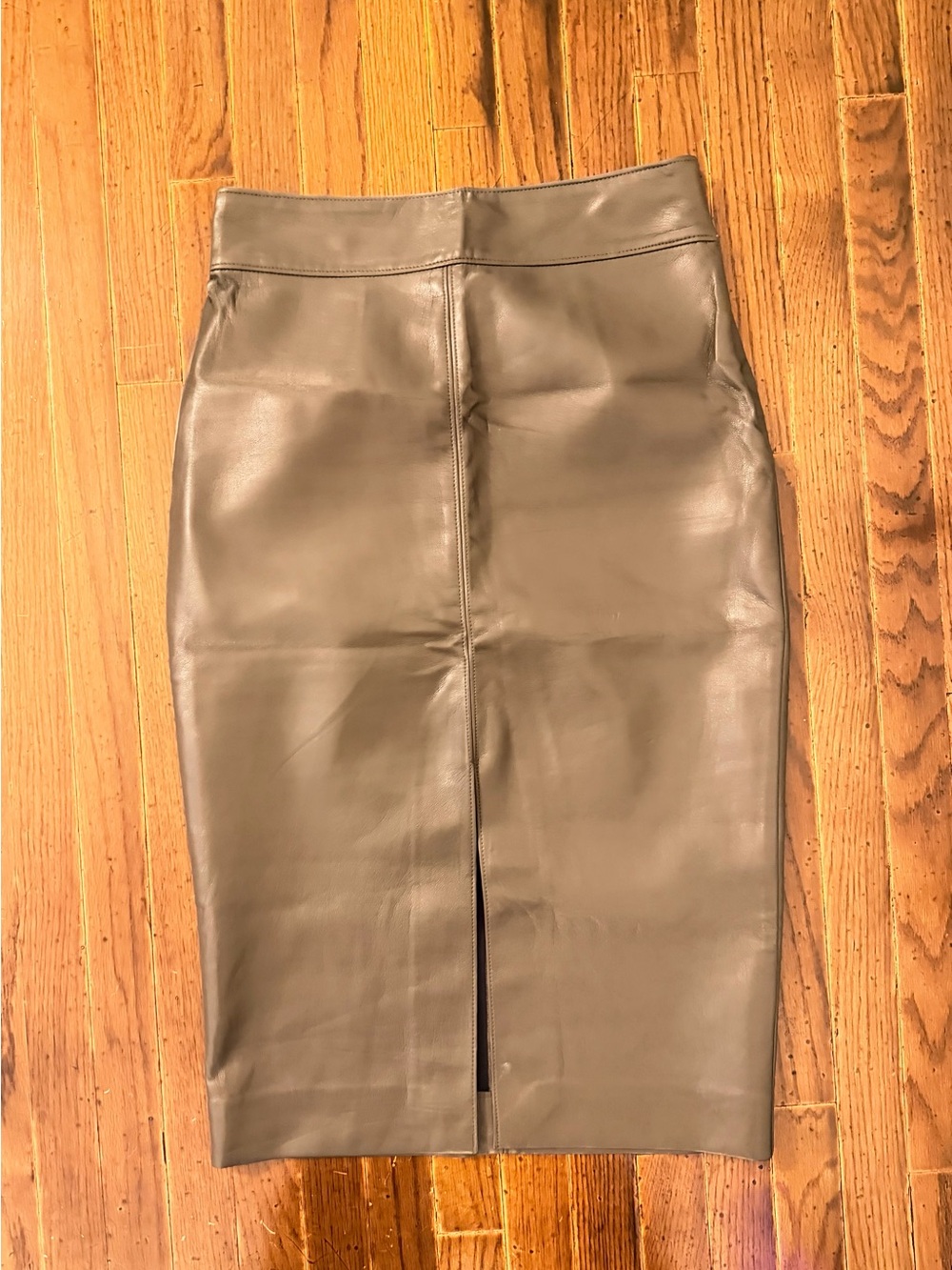 Aritzia vegan leather pencil skirt